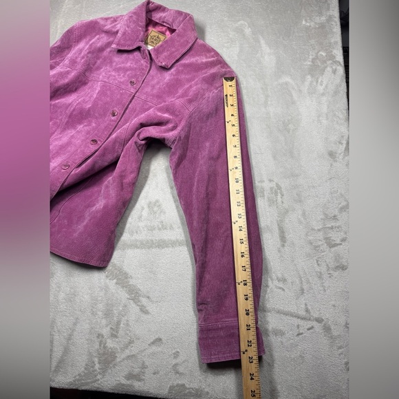 Vintage A.M.I. 100% Leather Suede Fuchsia Button Front Western Jacket Large - Picture 12 of 16
